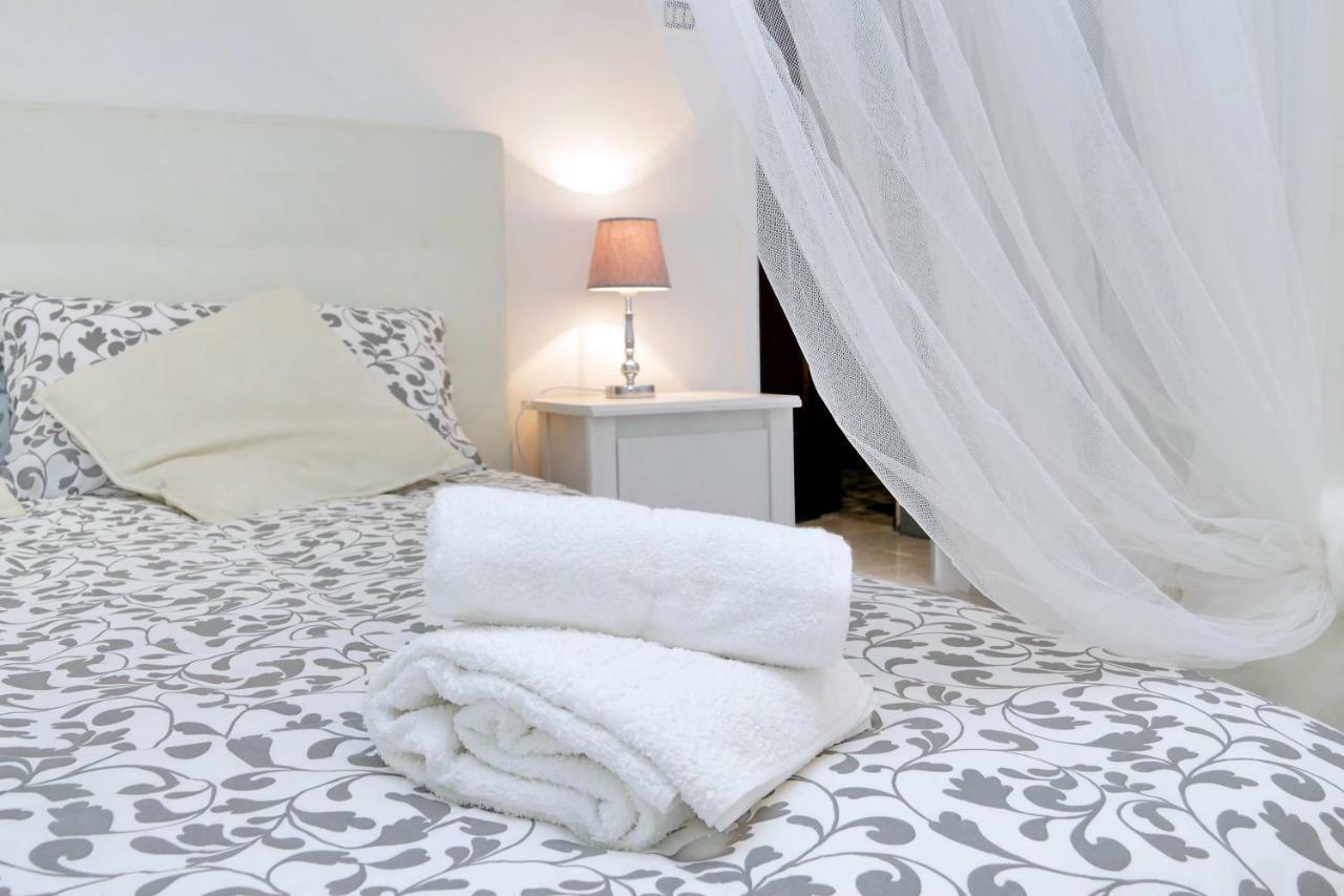 Bbhome Trastevere Station White Chic Apartment Рим Екстериор снимка